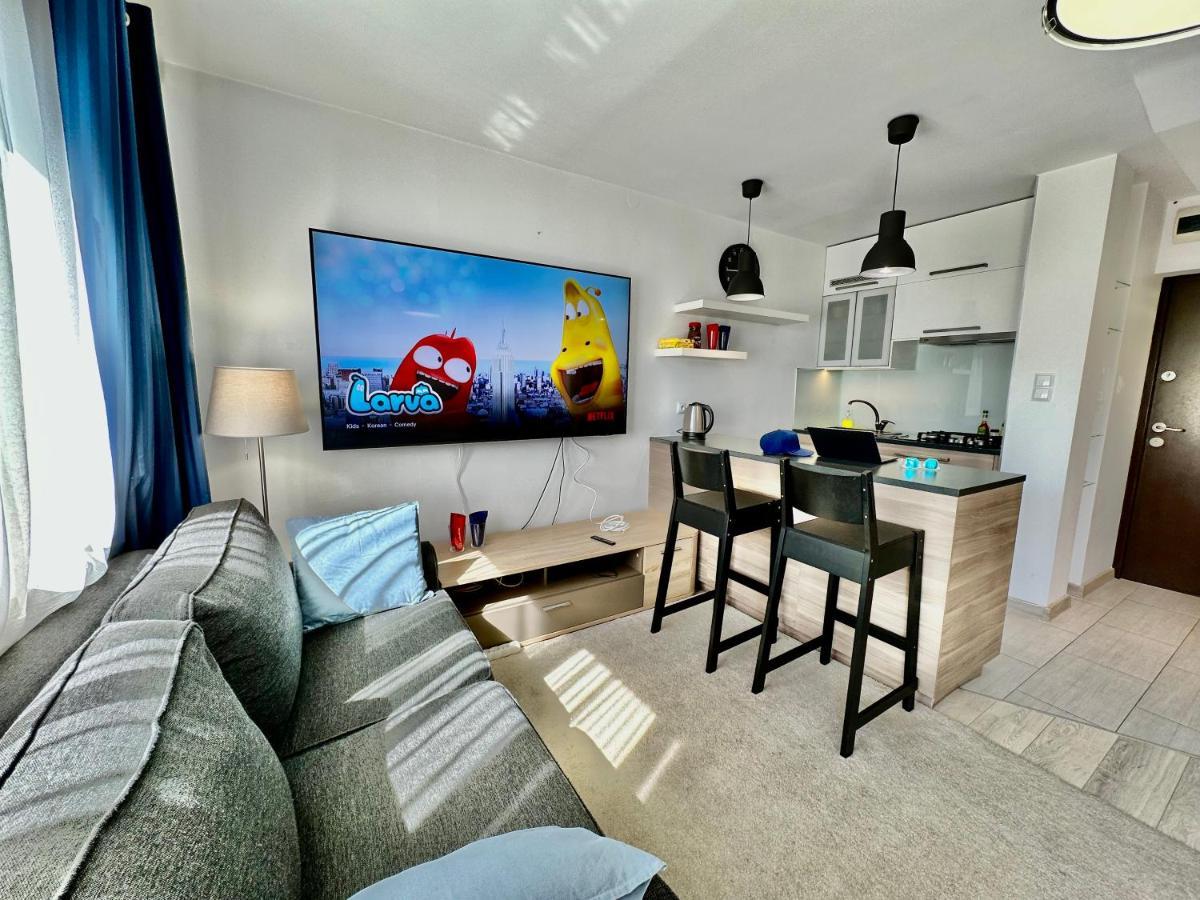 Neon 2 - Fast Wifi 70'Tv Netflix Hbo Max Appletv+ Leilighet Warszawa Eksteriør bilde